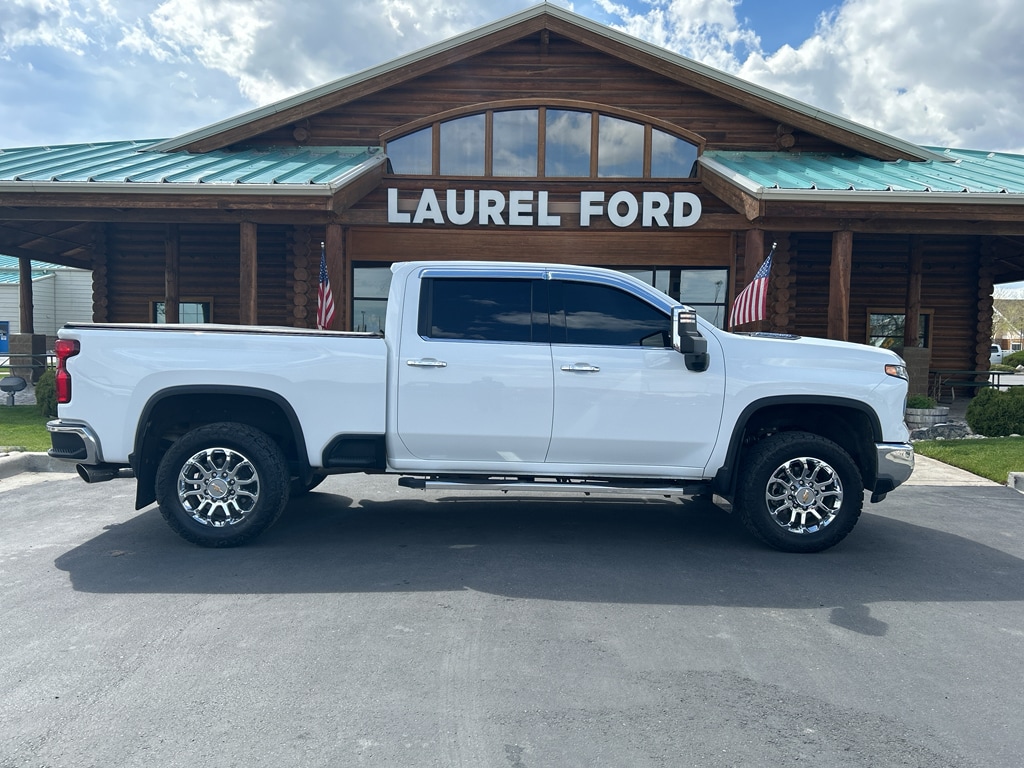 2024 Chevrolet Silverado HD LTZ 4WD Crew Cab Standard Box's photo