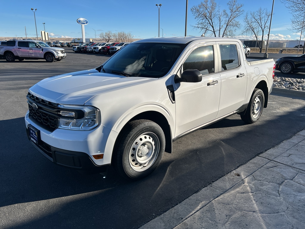 2024 Ford Maverick XL photo 3