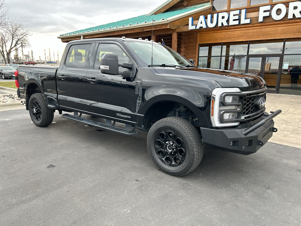 2024 Ford F-250 Lariat photo 2