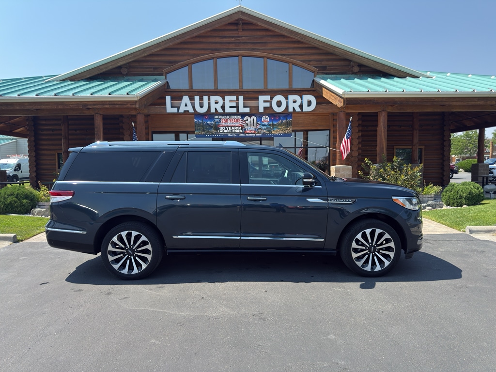 2024 Lincoln Navigator L
