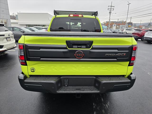 2026 Nissan Frontier PRO-4X photo 2