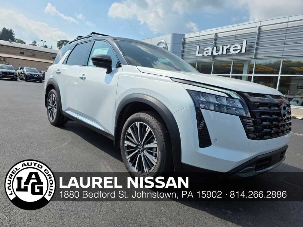 2026 Nissan Pathfinder Platinum 4WD's photo