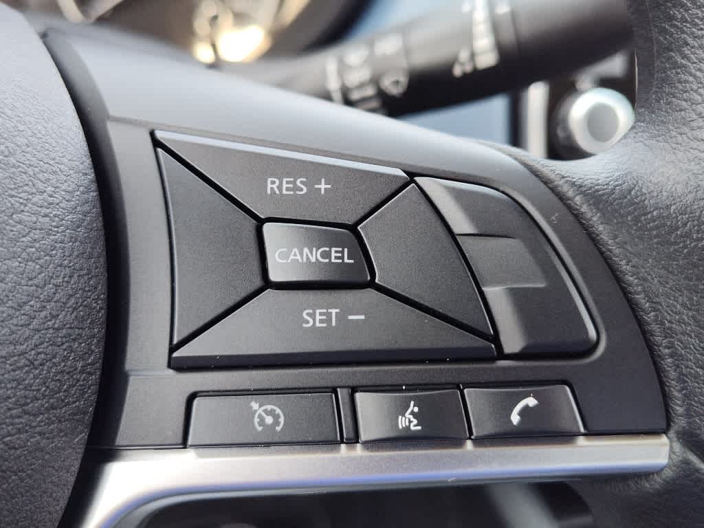 2025 Nissan Versa Sedan SV - Photo 15