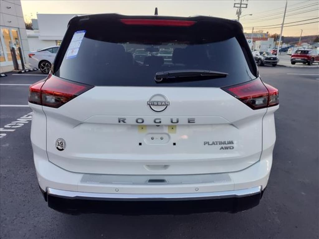 New 2026 Nissan Rogue Platinum SUV