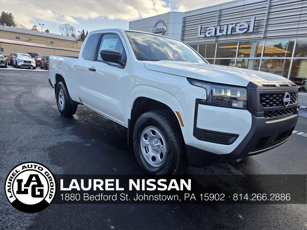 2026 Nissan Frontier S's photo