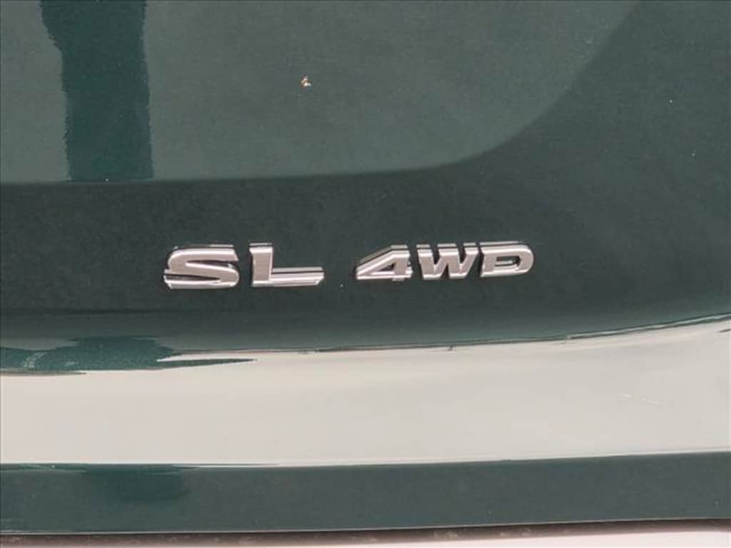 New 2025 Nissan Pathfinder SL SUV