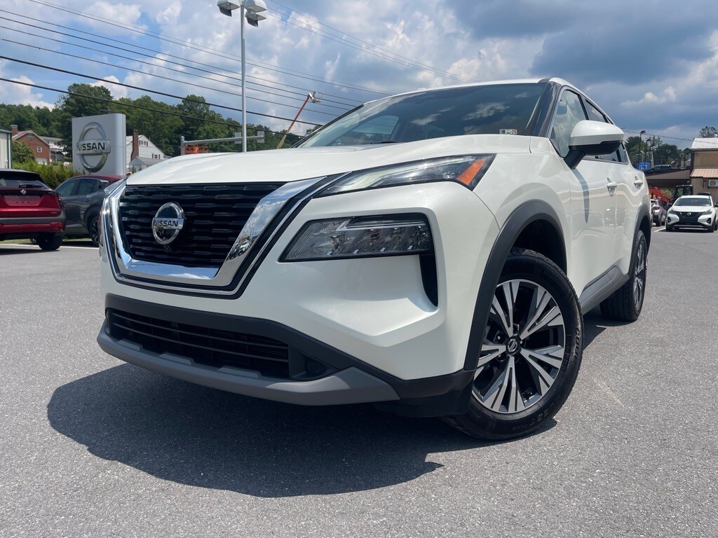 2021 Nissan Rogue SV photo 3