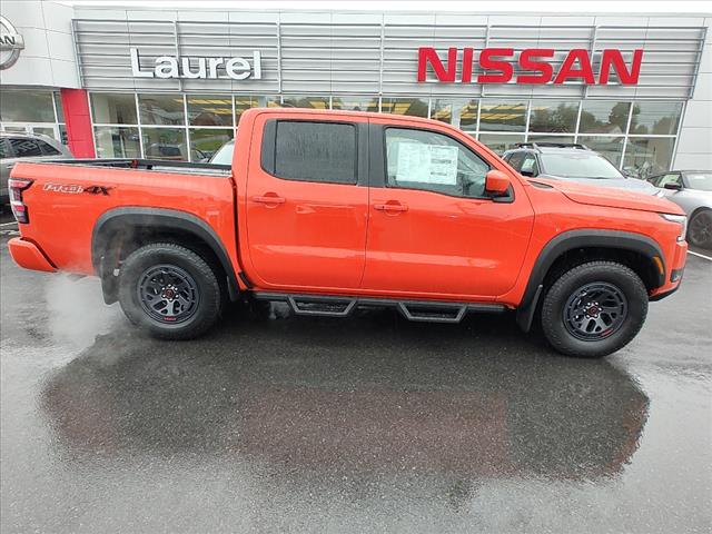 2025 Nissan Frontier PRO-4X photo 2