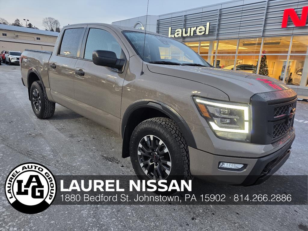 2021 Nissan Titan PRO-4X's photo