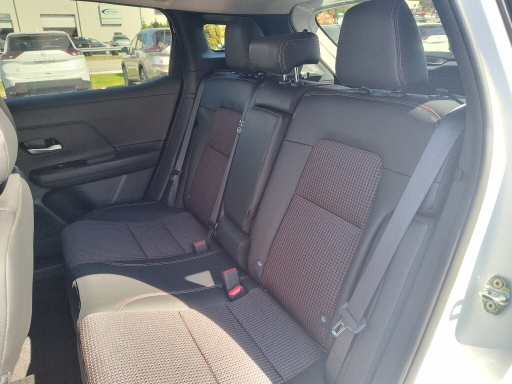 2026 Nissan KICKS SR AWD - Photo 10