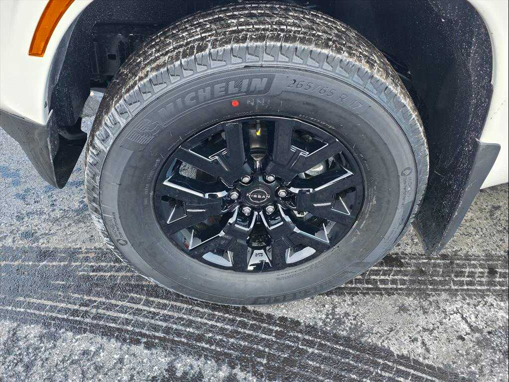 2026 Nissan Frontier SV - Photo 8