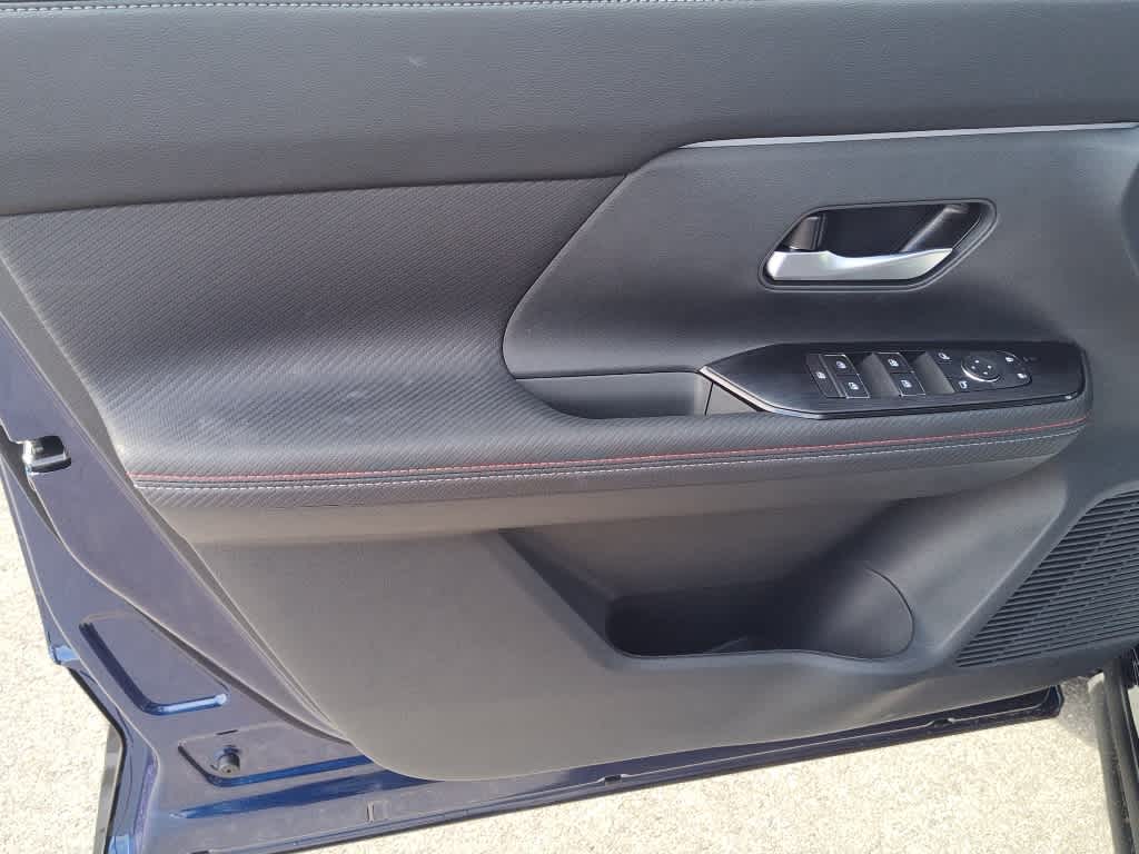 2025 Nissan Kicks SR AWD - Photo 12
