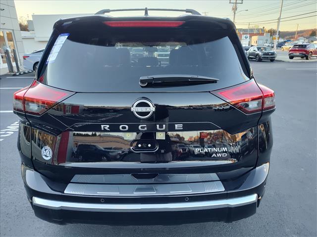 2026 Nissan Rogue Platinum photo 3