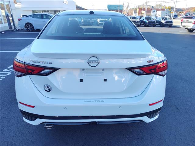 2025 Nissan Sentra SR photo 2