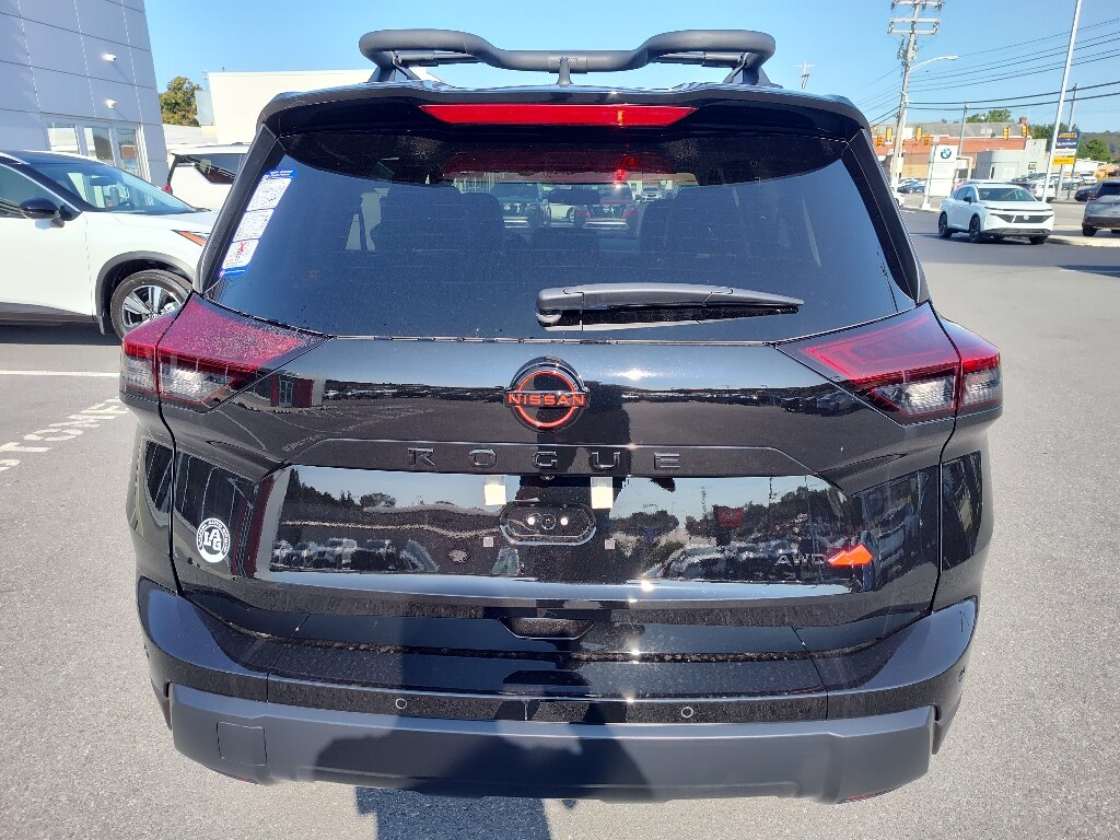 2026 Nissan Rogue SV photo 2