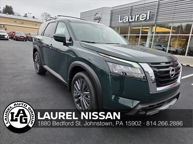 2025 Nissan Pathfinder SL's photo