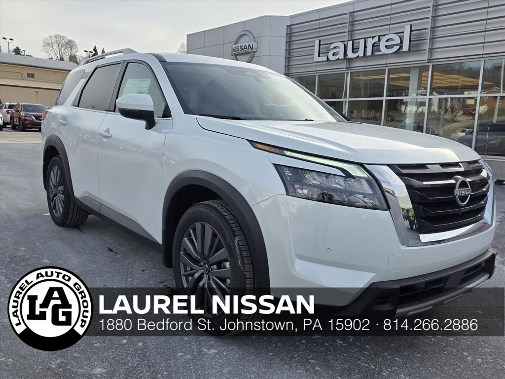 2025 Nissan Pathfinder SL's photo