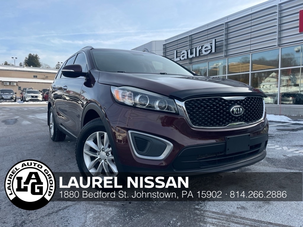 2017 Kia Sorento LX's photo