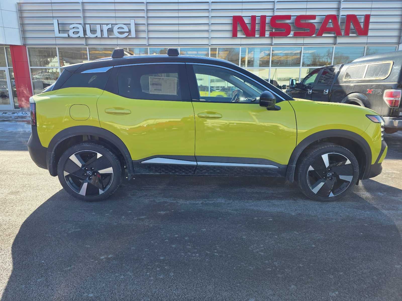 2026 Nissan KICKS SR AWD - Photo 4