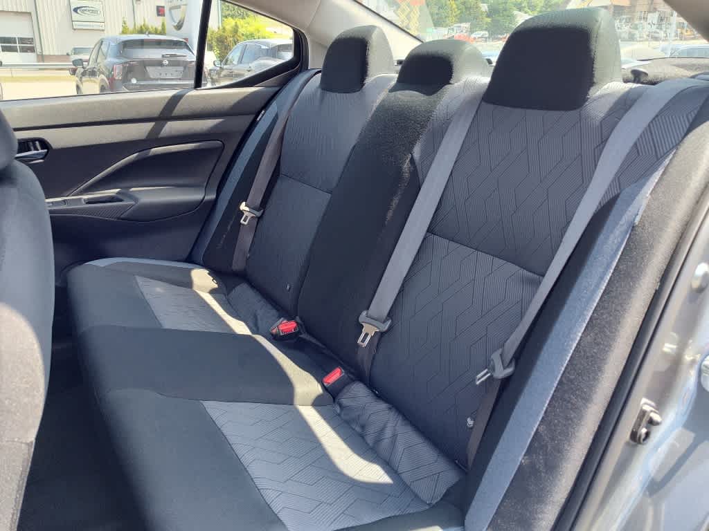2025 Nissan Versa Sedan SV - Photo 10