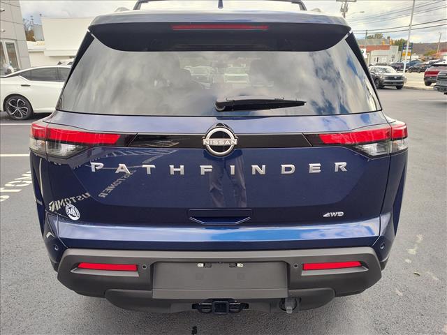 2025 Nissan Pathfinder SV photo 3