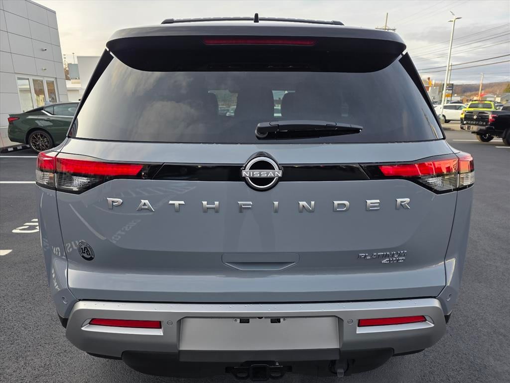 New 2025 Nissan Pathfinder Platinum SUV