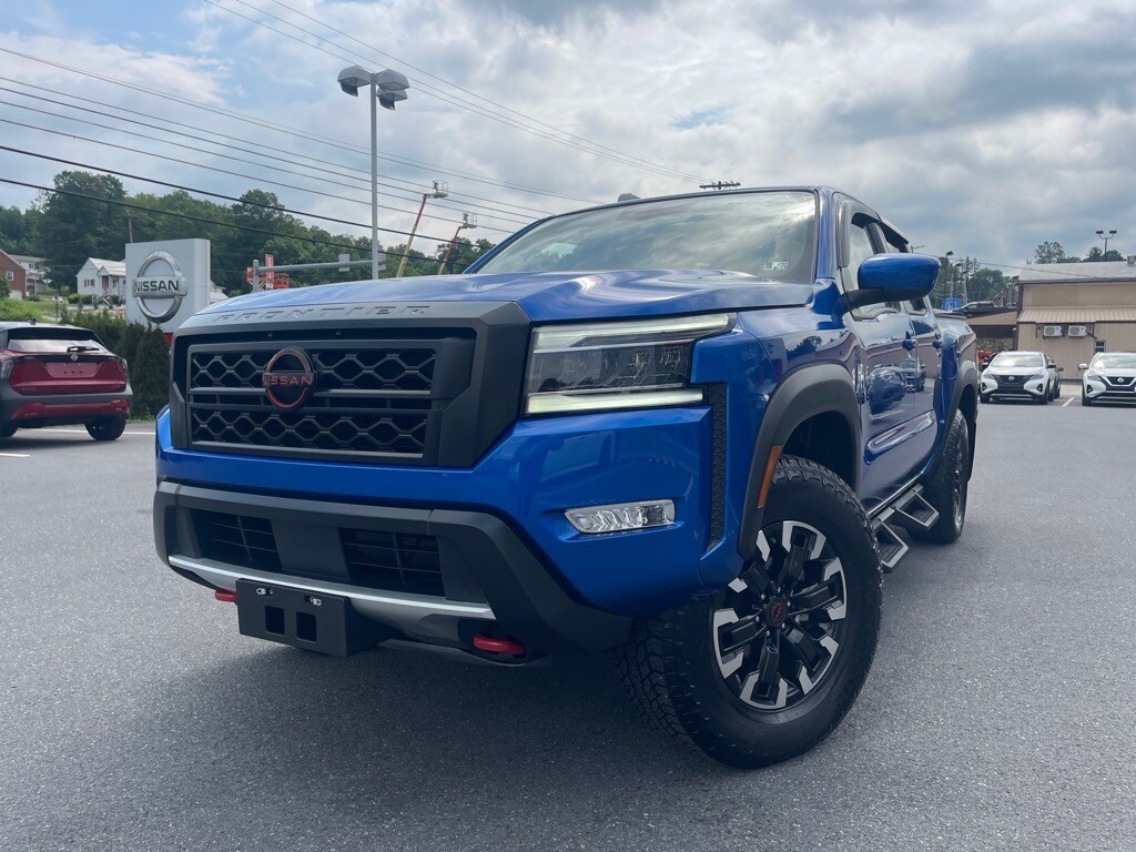 2024 Nissan Frontier Crew Cab photo 3