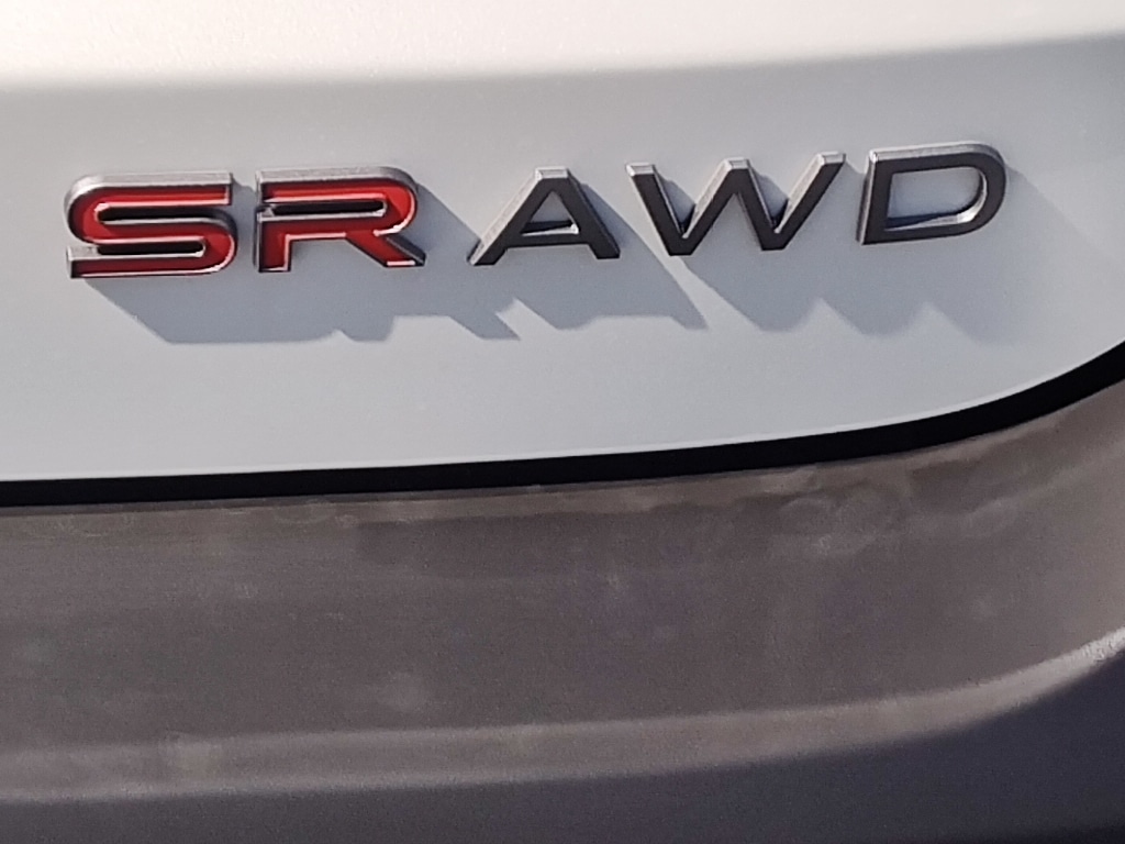 2026 Nissan KICKS SR AWD - Photo 4