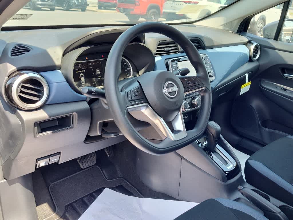 2025 Nissan Versa Sedan SV - Photo 8