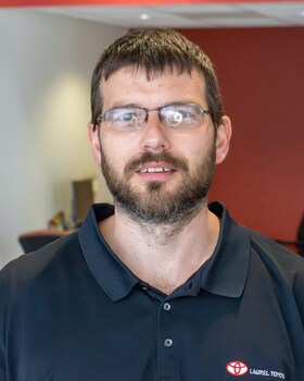Staff member Joe Panick from ID_1573ec6411c1