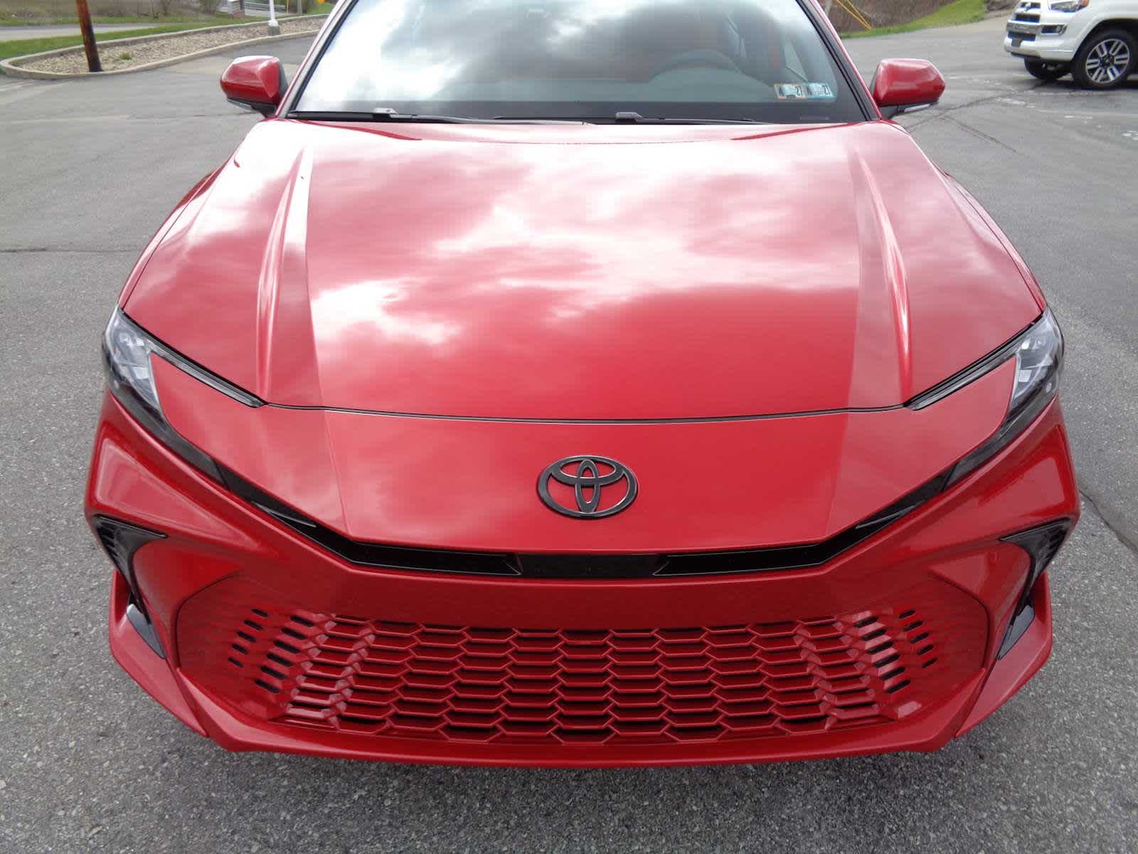 2026 Toyota Camry XSE - Photo 8