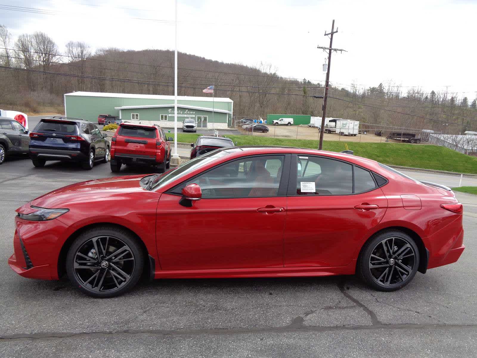 2026 Toyota Camry XSE - Photo 6