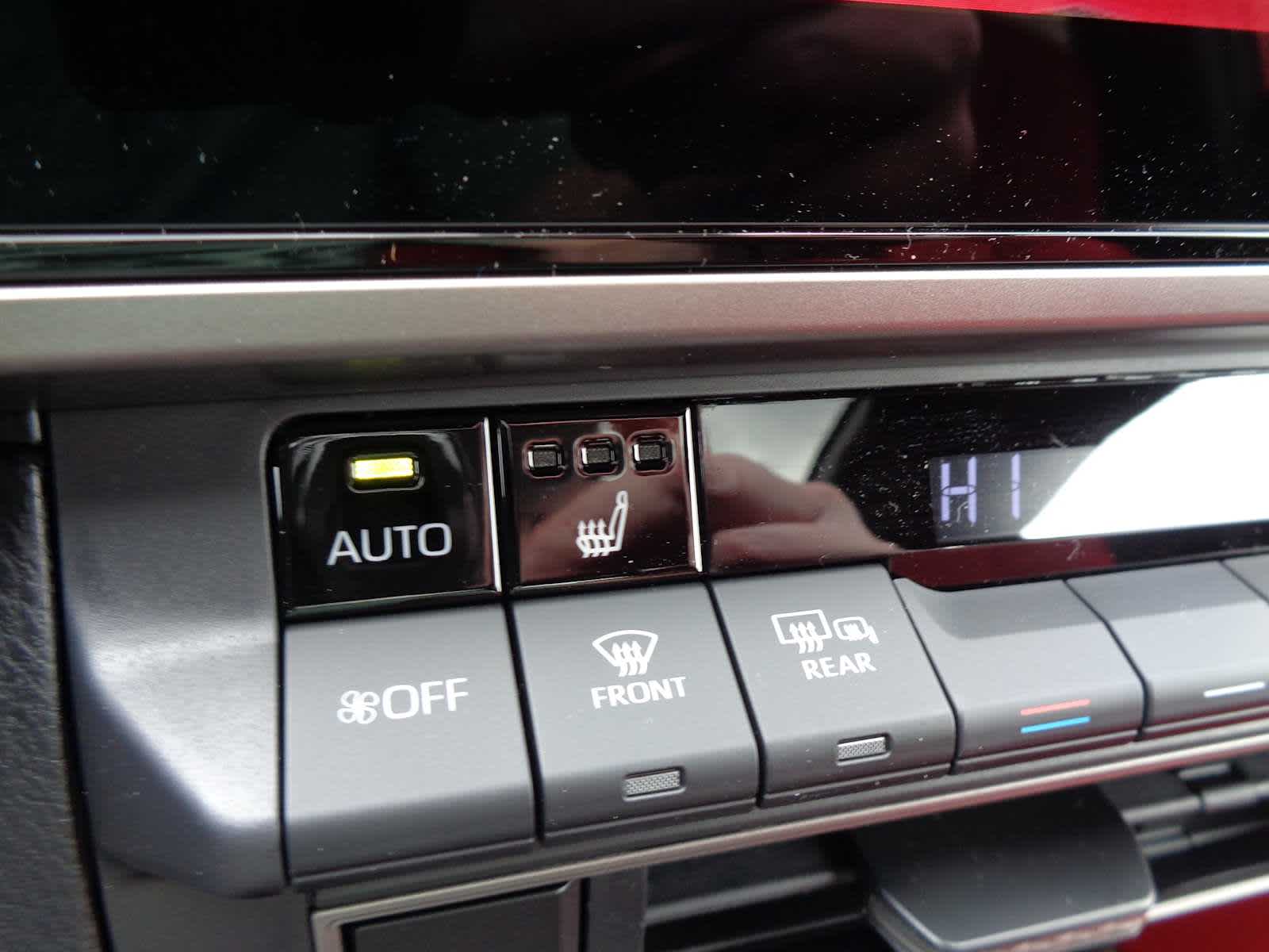 2026 Toyota Camry XSE - Photo 30