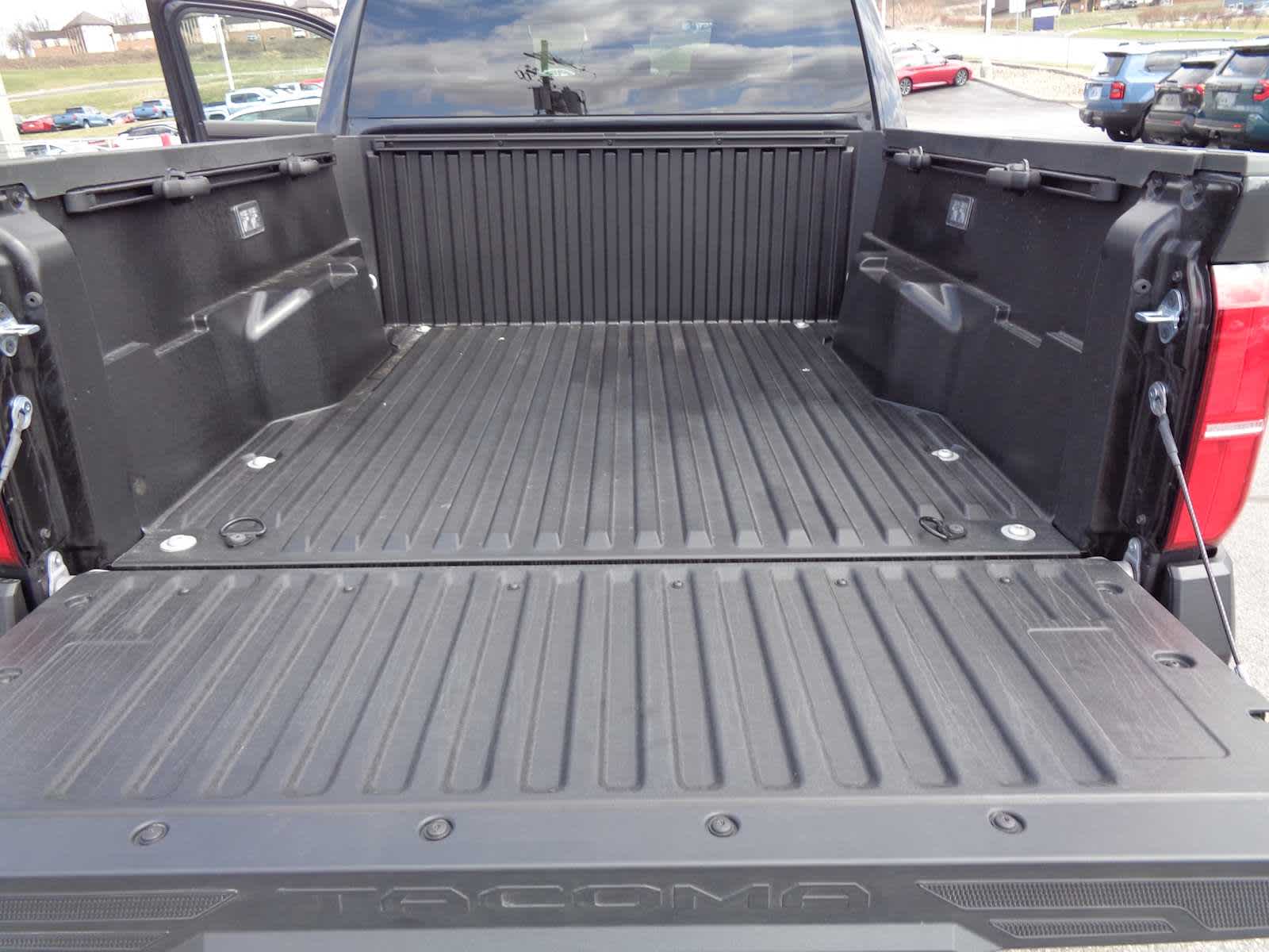 2026 Toyota Tacoma SR - Photo 14