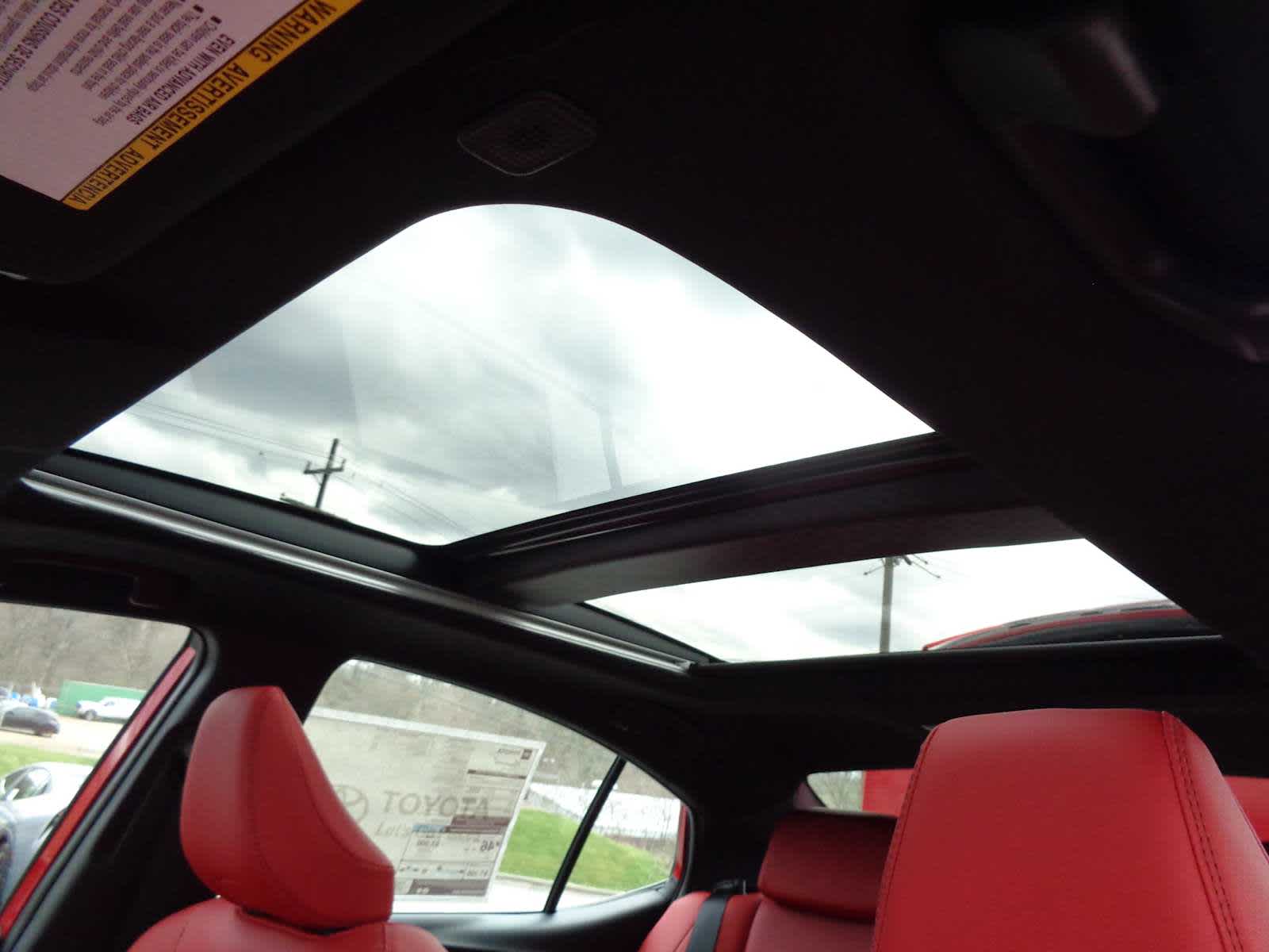 2026 Toyota Camry XSE - Photo 14