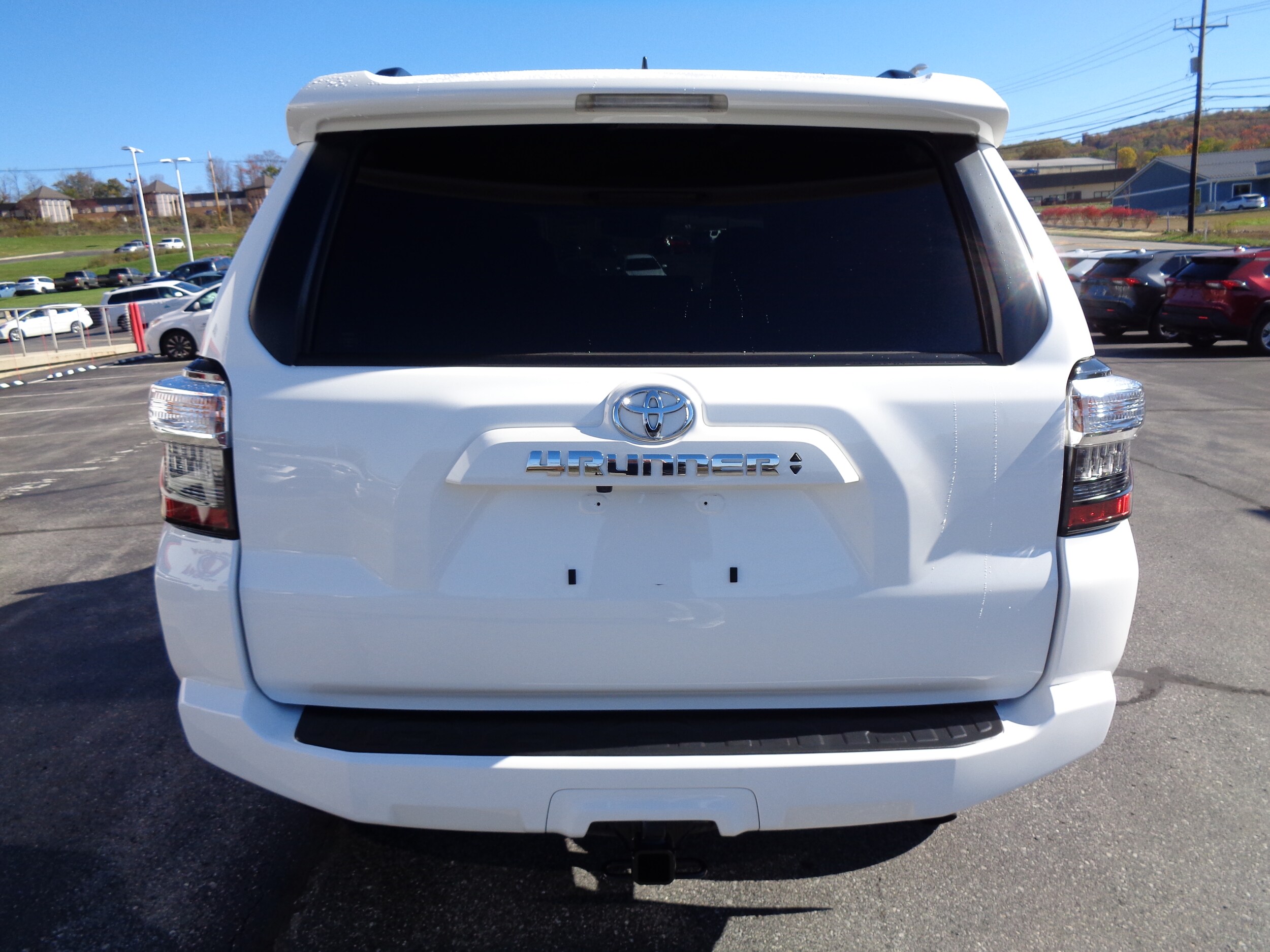 2024 Toyota 4Runner SR5 Premium photo 4