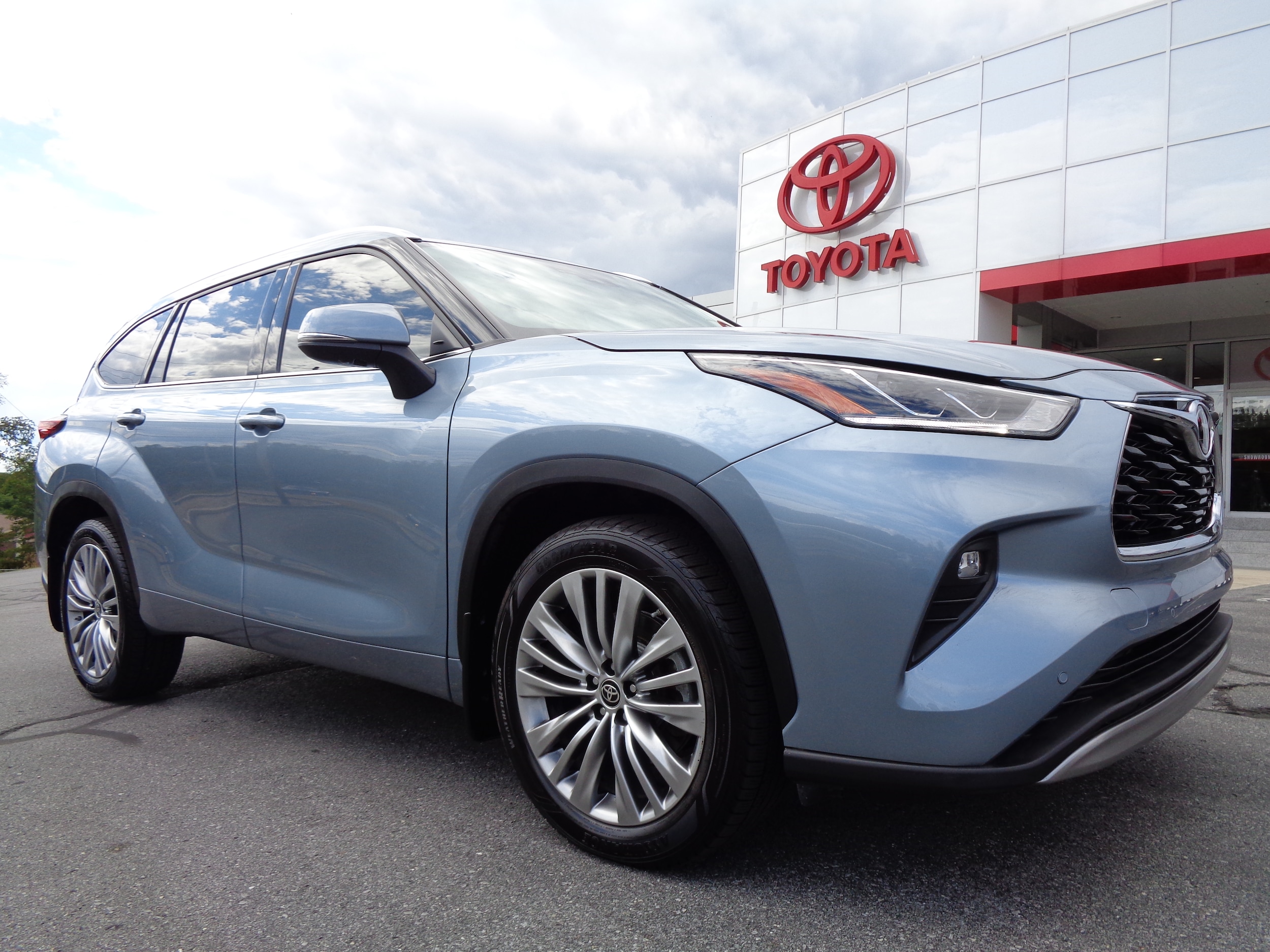 2022 Toyota Highlander Platinum V6 AWD