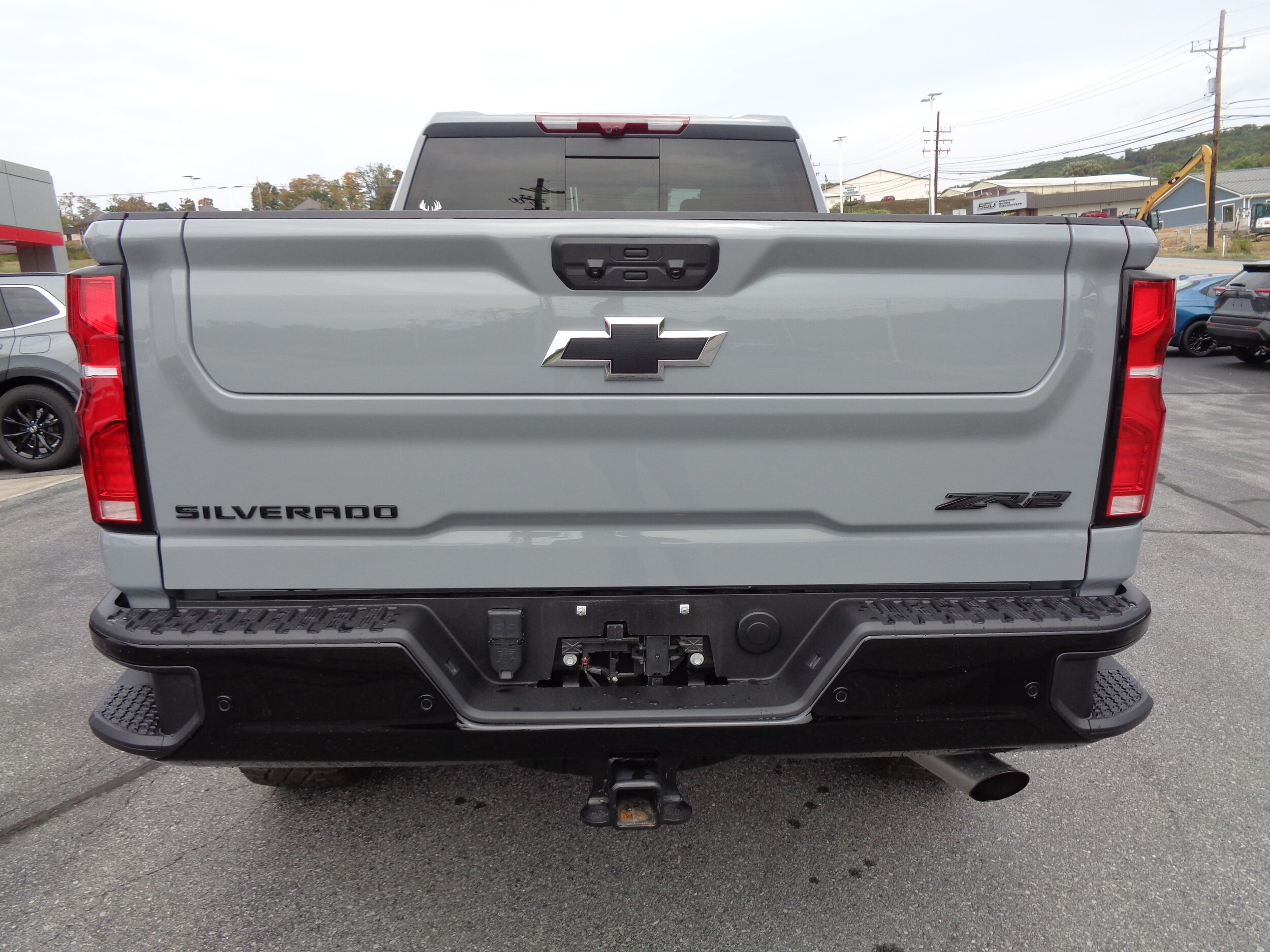 2024 Chevrolet Silverado 2500HD ZR2 photo 3