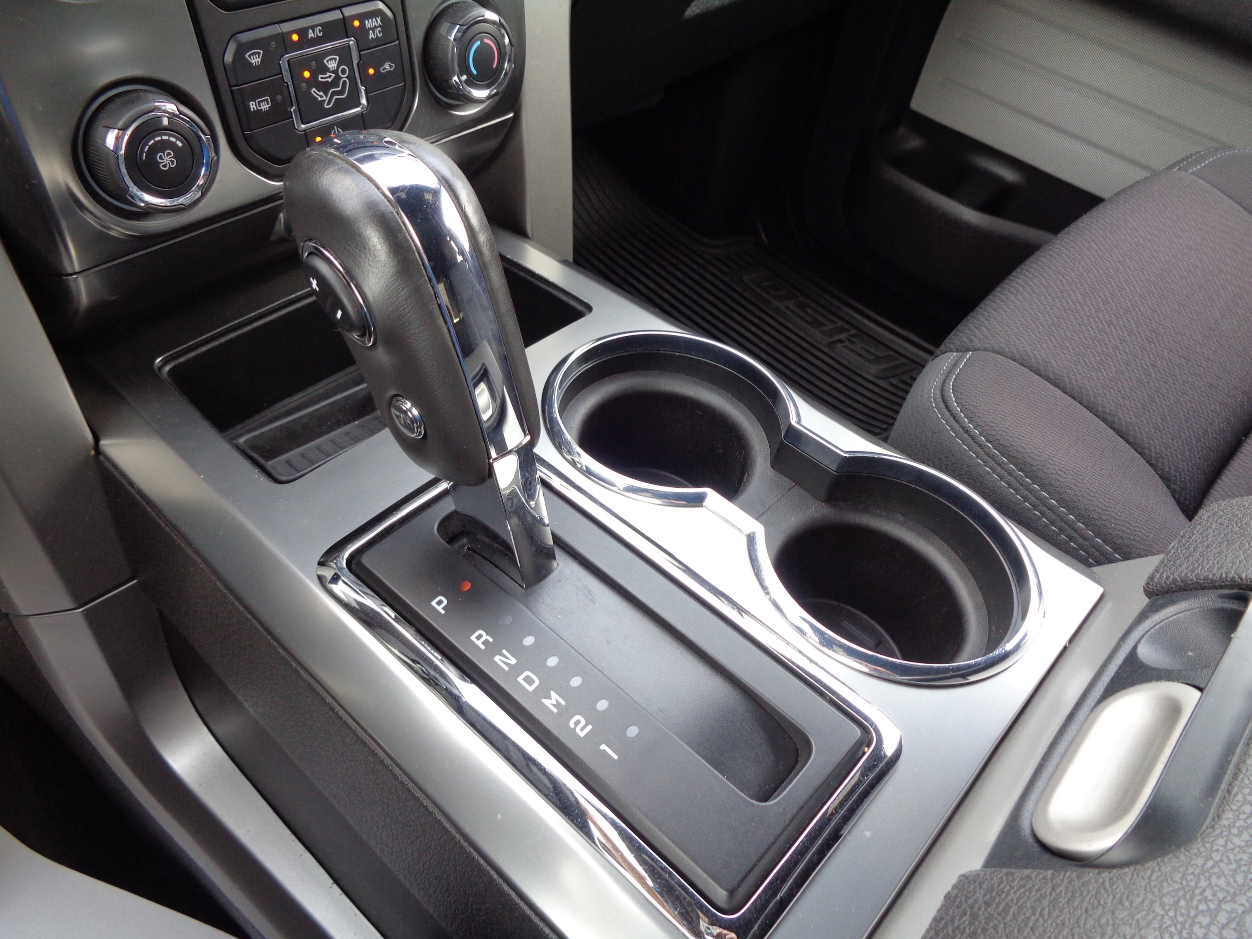 2013 Ford F-150 FX4 - Photo 31