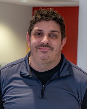 Staff member Gary Edwards from ID_1573ec6411c1