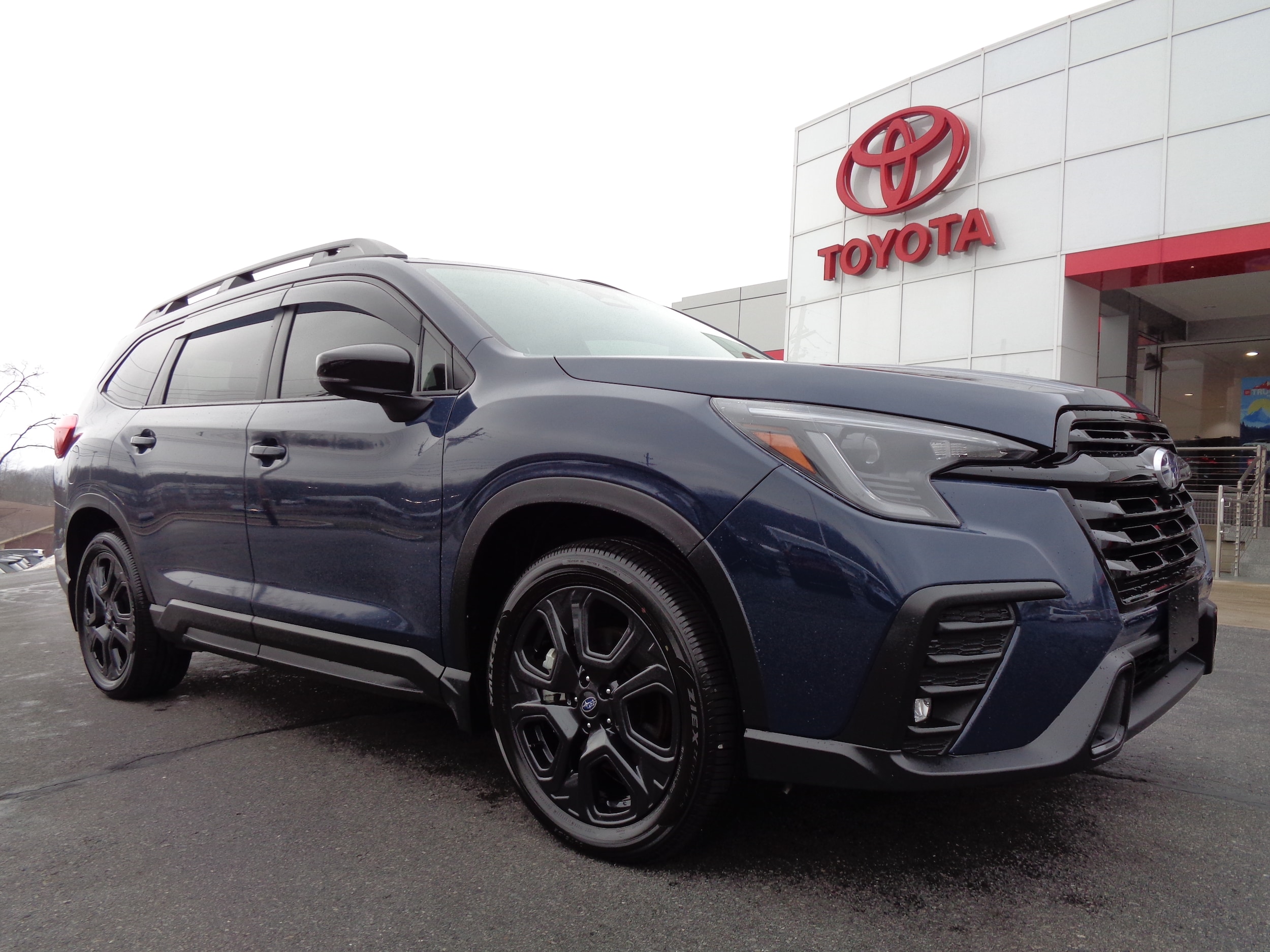 2024 Subaru Ascent Onyx Edition Limited's photo