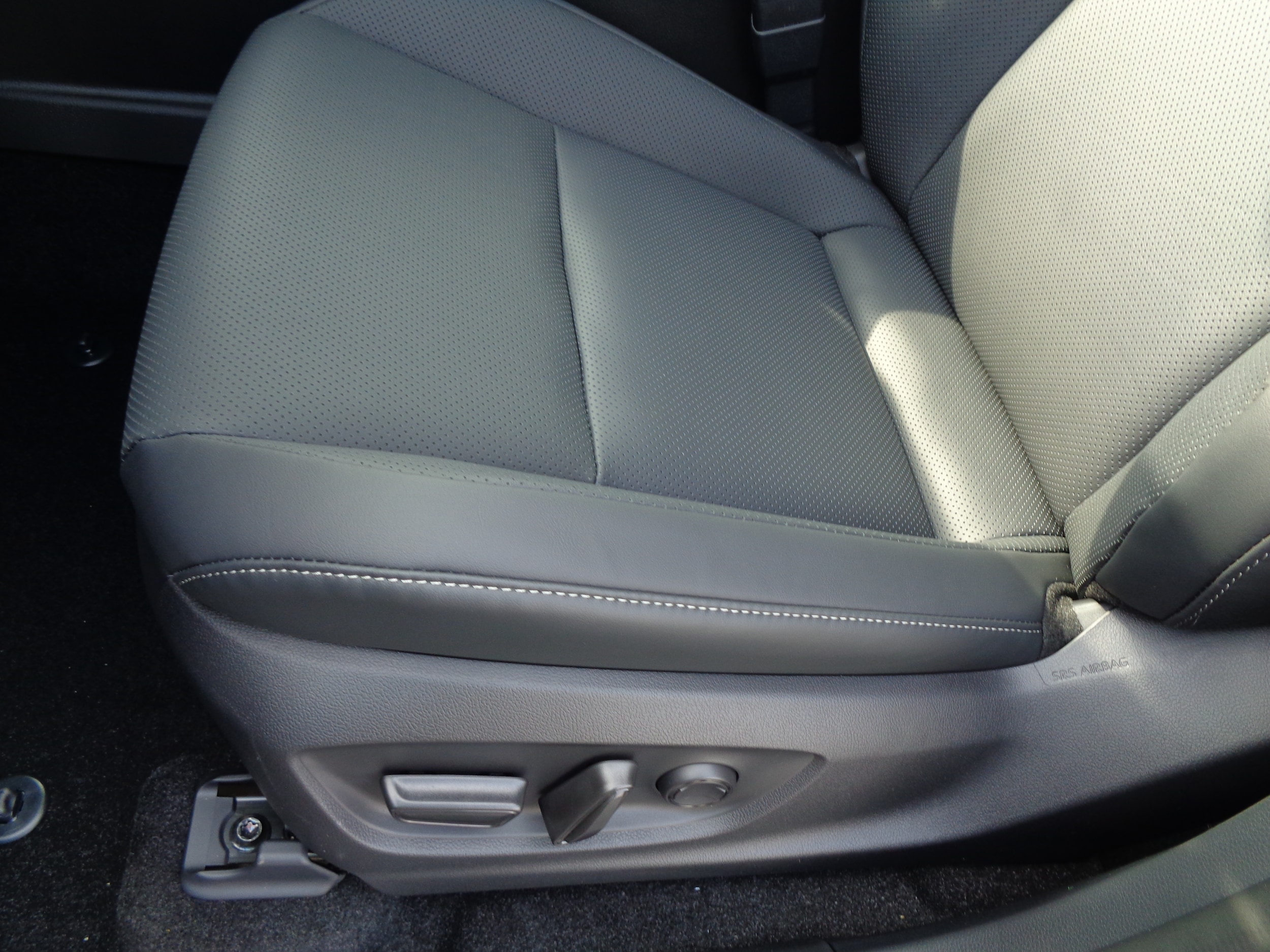 2026 Toyota Crown Signia Limited - Photo 12