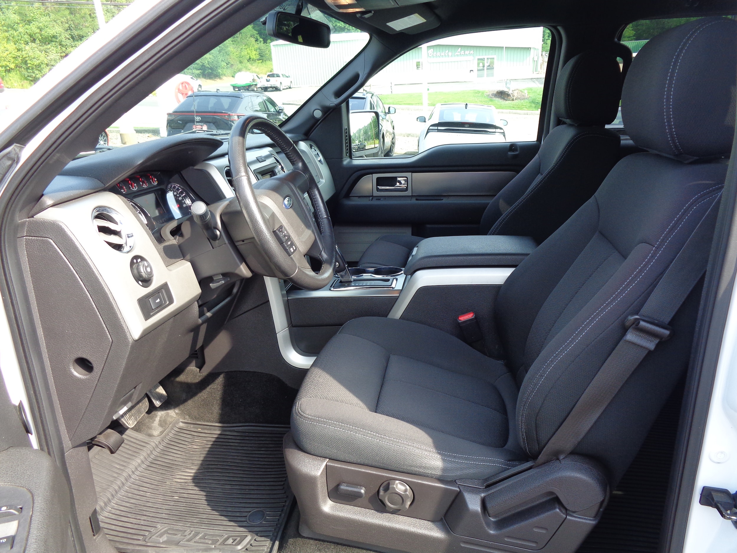 2013 Ford F-150 FX4 - Photo 12