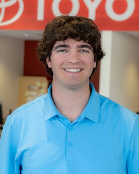 Staff member Ben Smith from ID_4e8e8147f846