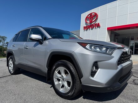2020 Toyota RAV4 XLE SUV