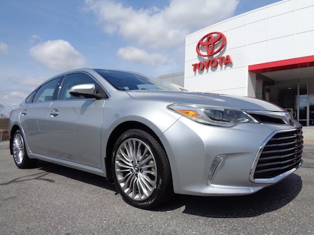 2017 Toyota Avalon Limited Sedan