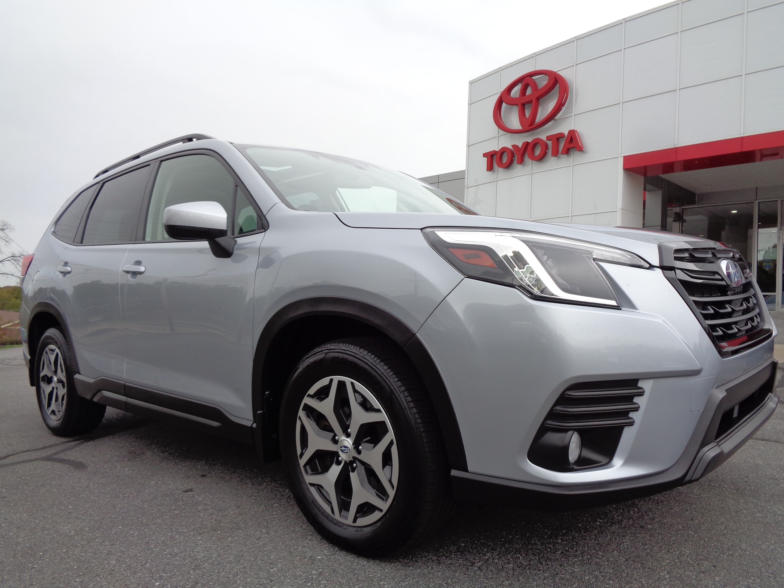 2022 Subaru Forester Premium