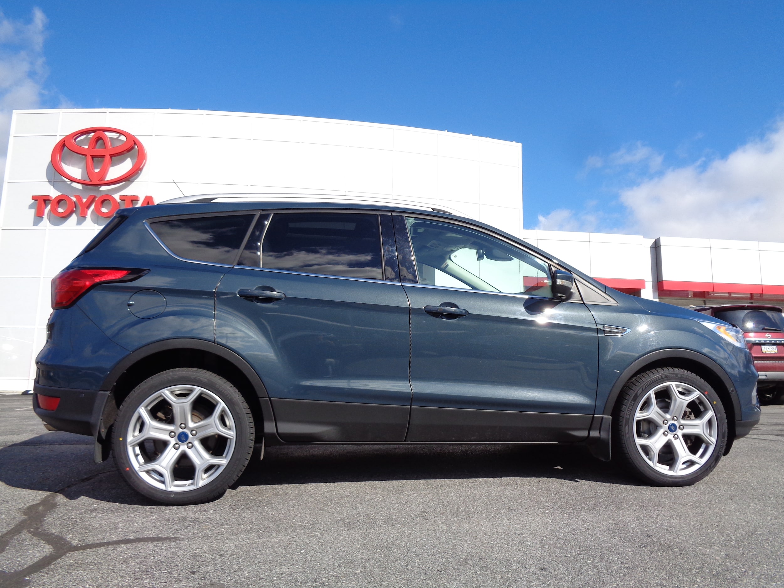 Used 2019 Ford Escape Titanium with VIN 1FMCU9J90KUB98802 for sale in Johnstown, PA