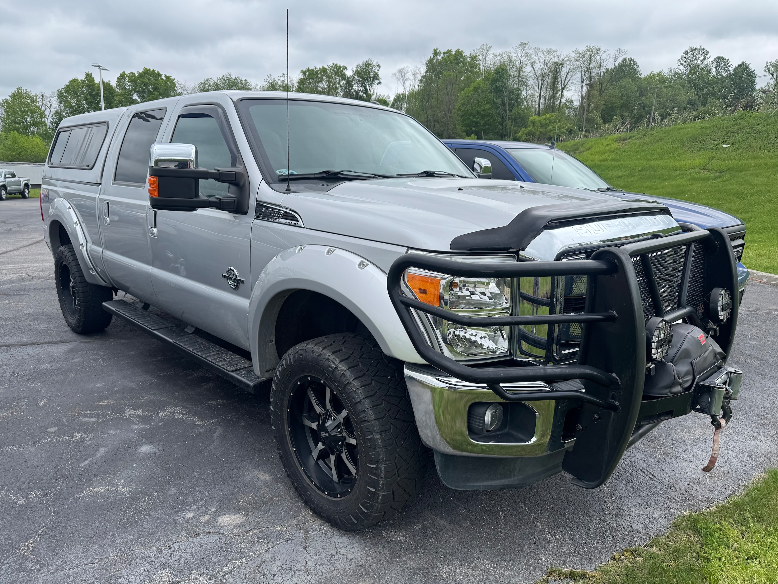 2015 Ford F-250 Lariat 4x4 Crew Cab 172 in's photo