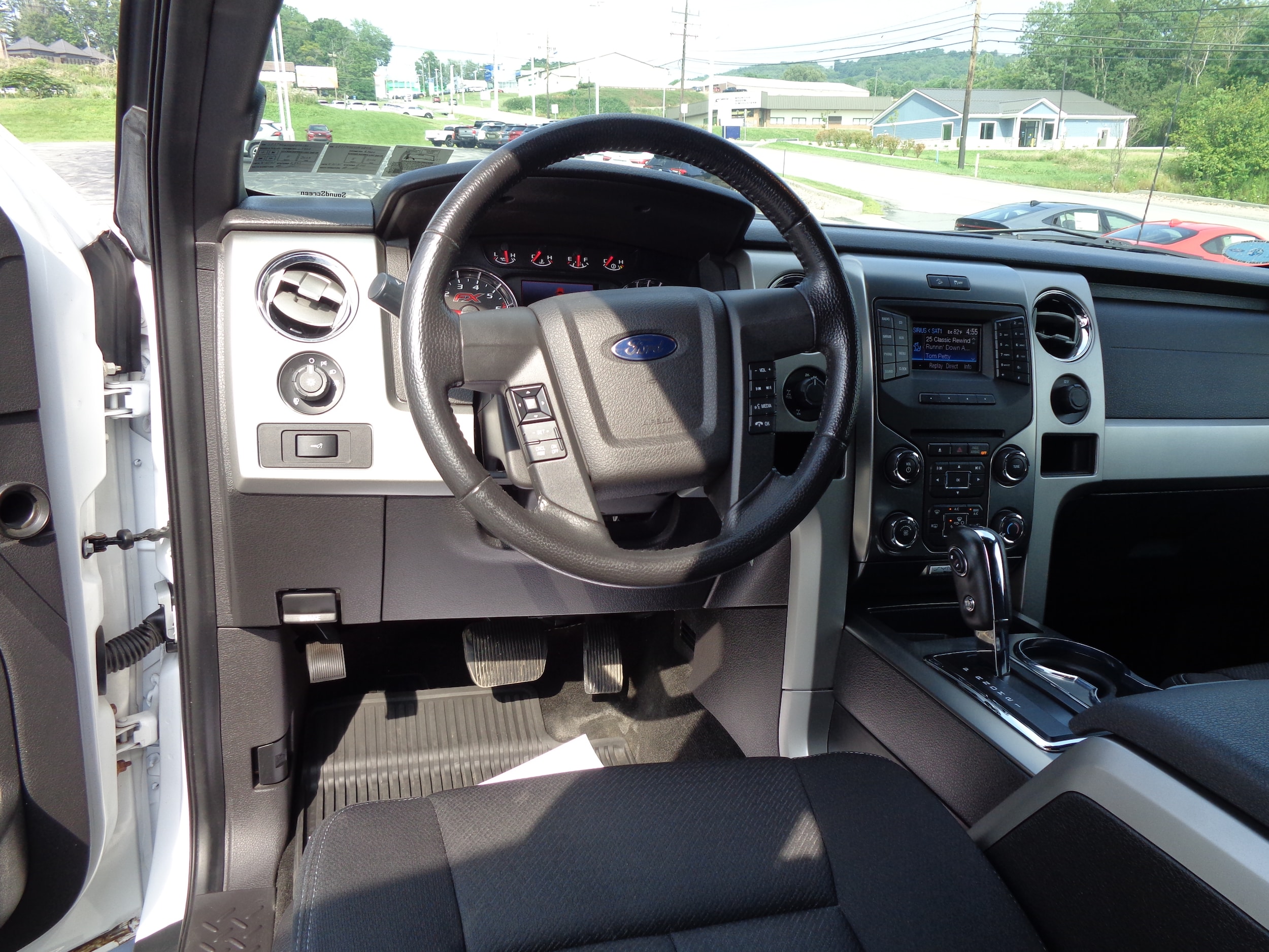 2013 Ford F-150 FX4 - Photo 15